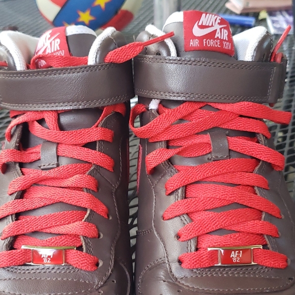 Air force mid 07 players - Picture 8 of 16